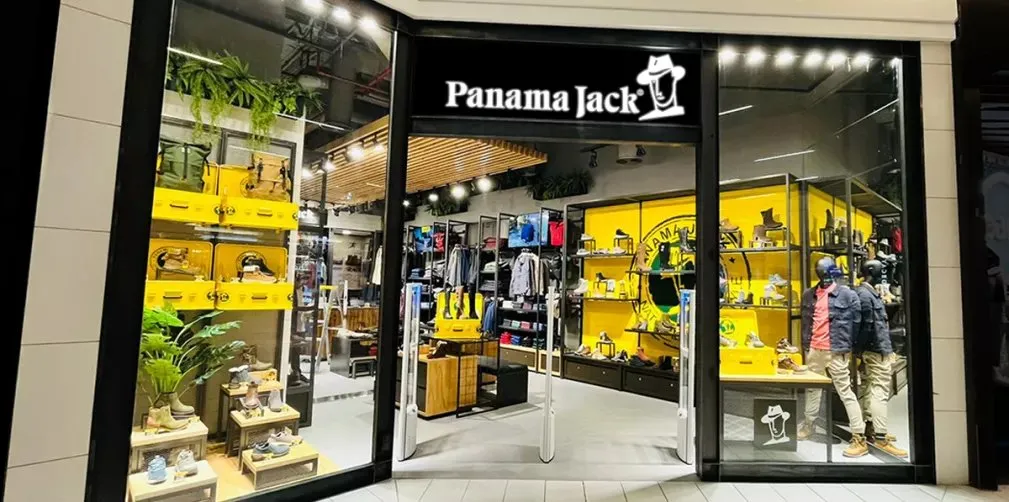 Tienda Panama Jack en un centro comercial